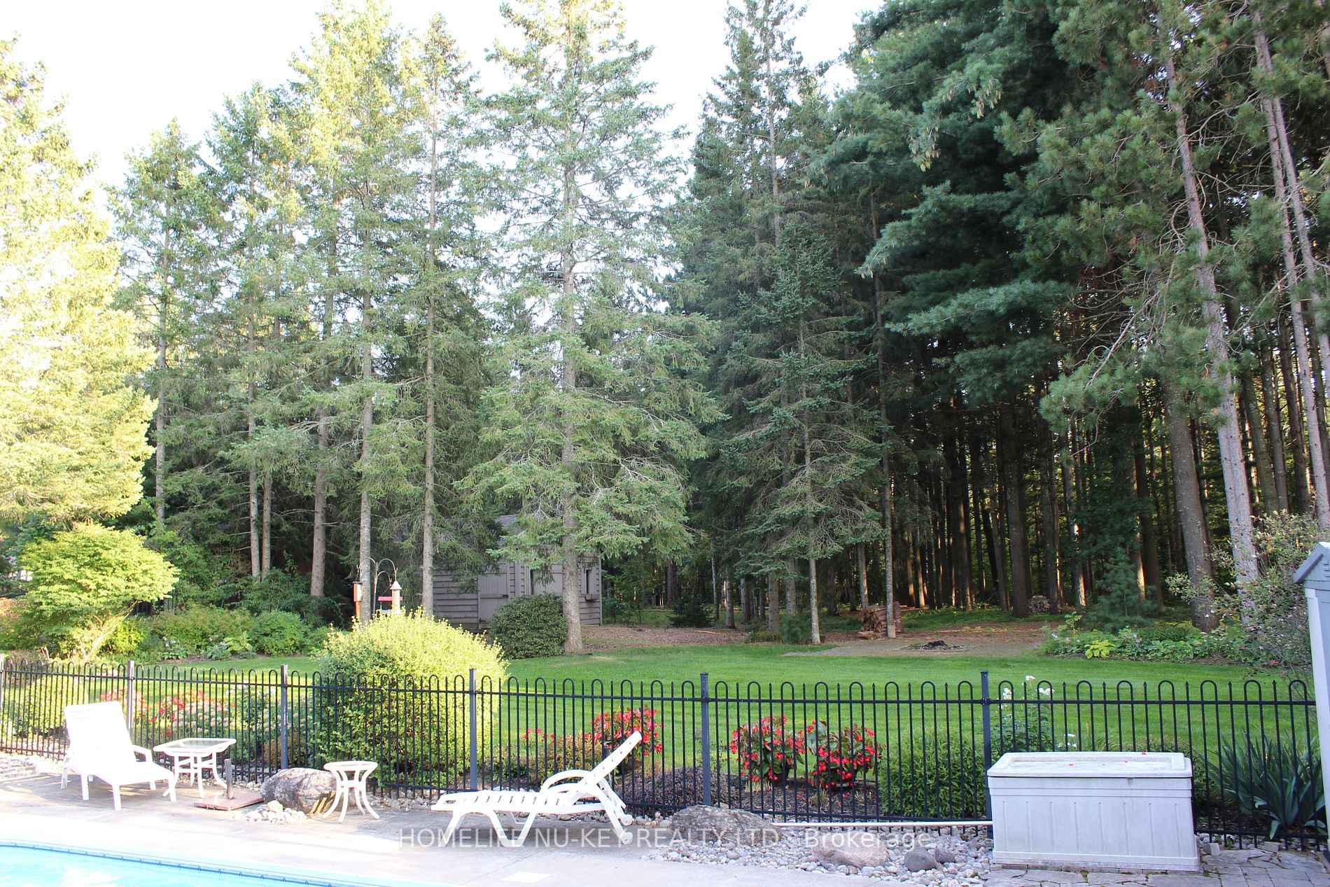 31 Pinery Drive