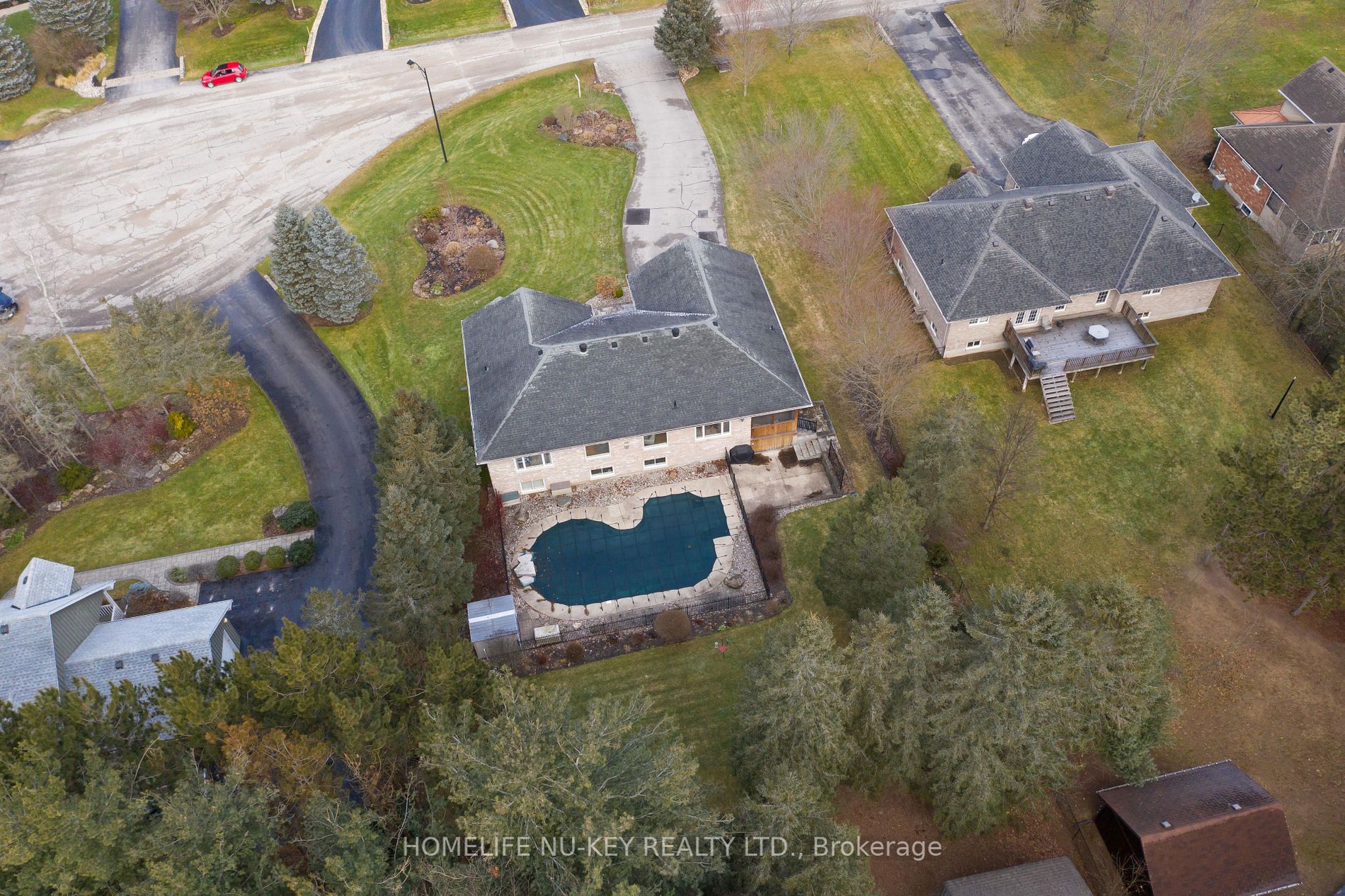 31 Pinery Drive