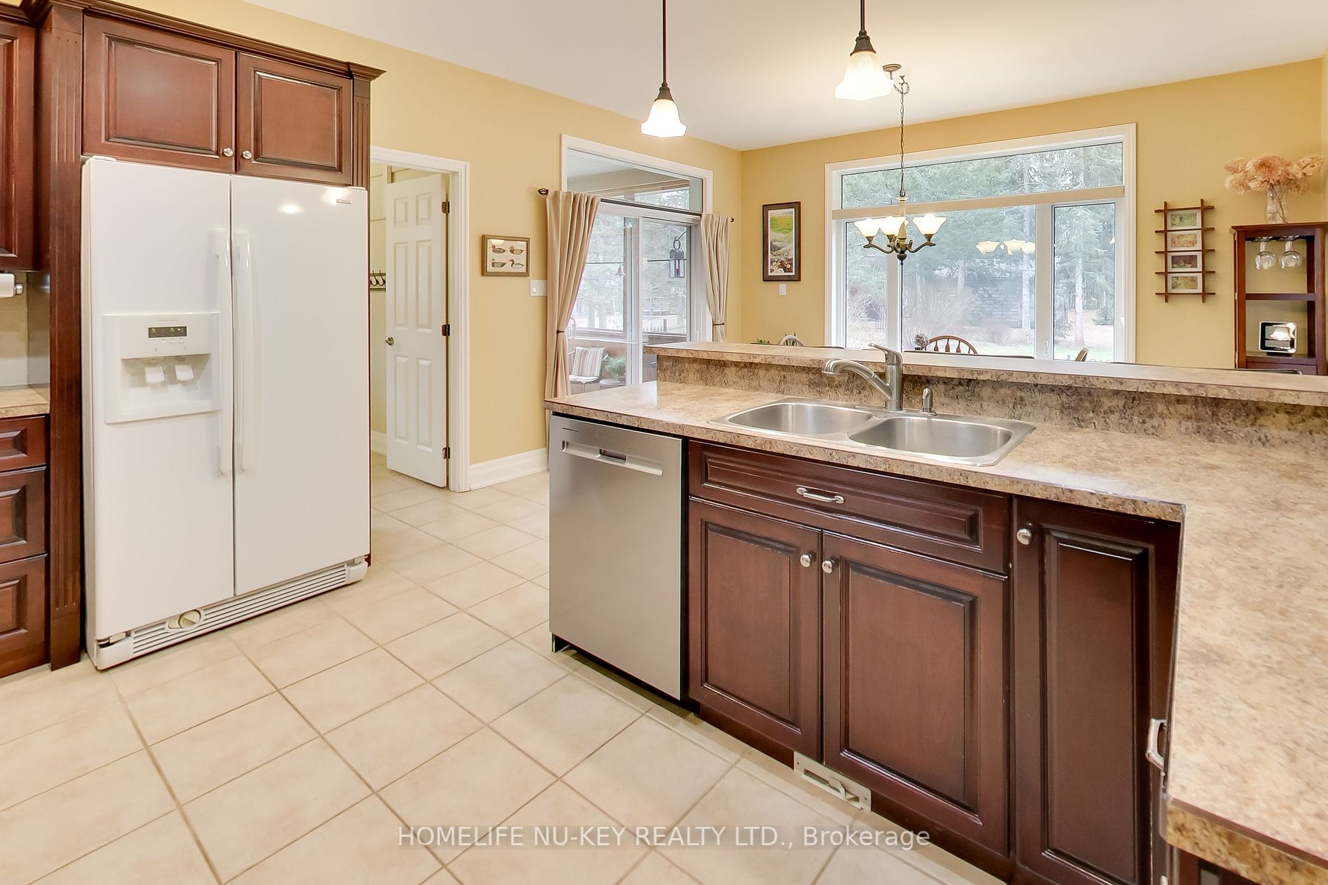 31 Pinery Drive