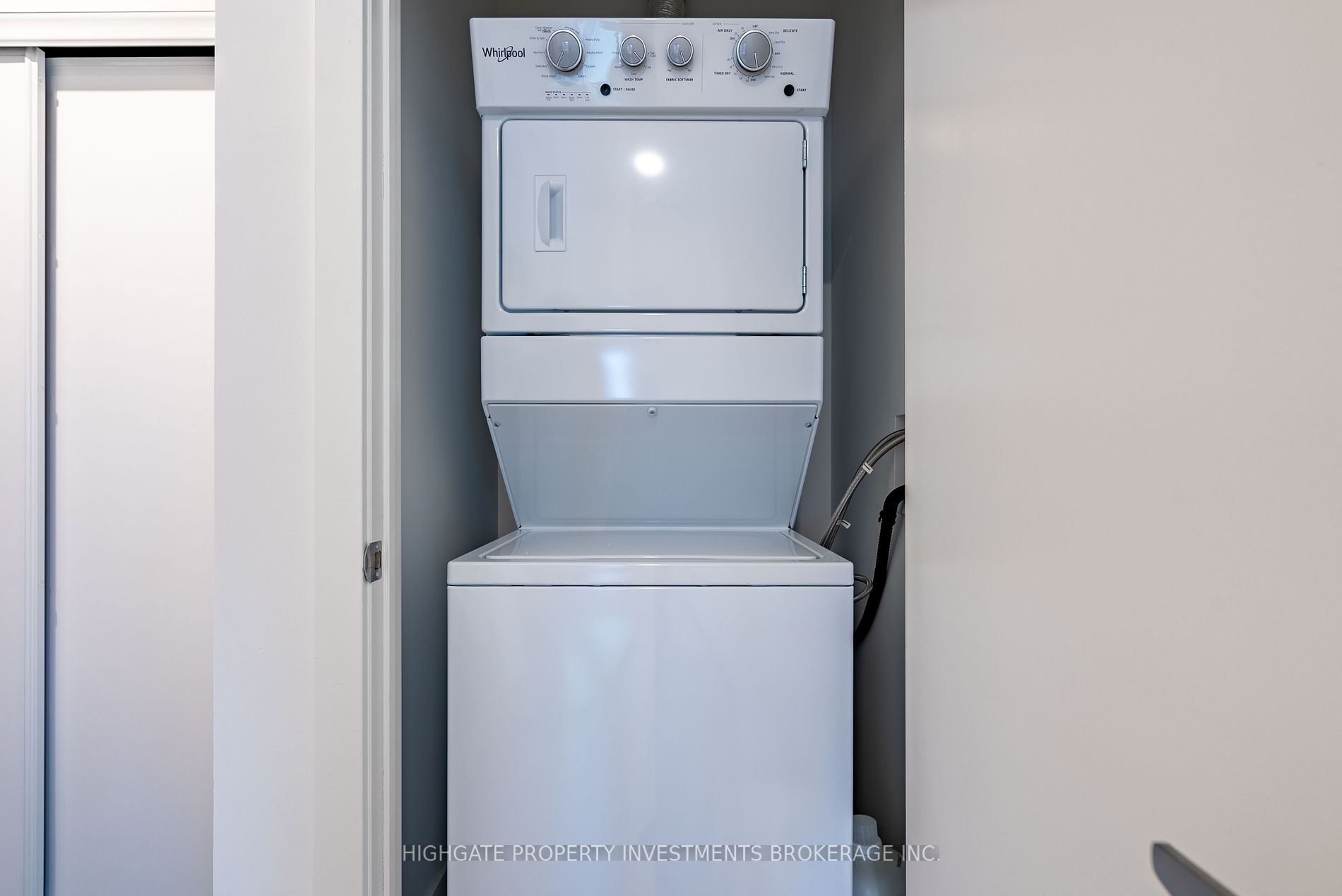 56 Lakeside Terrace, #1109