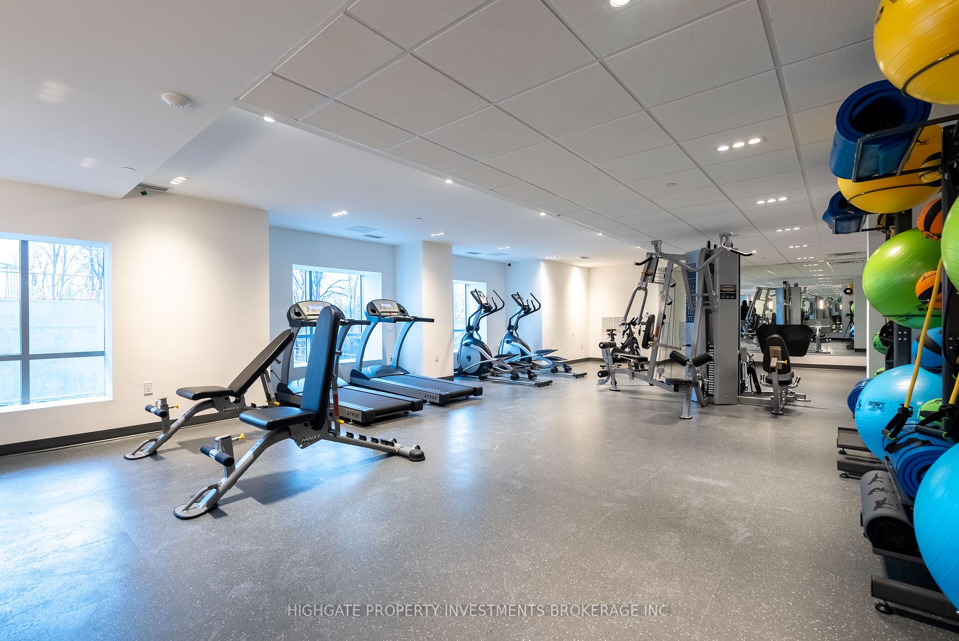 56 Lakeside Terrace, #1109