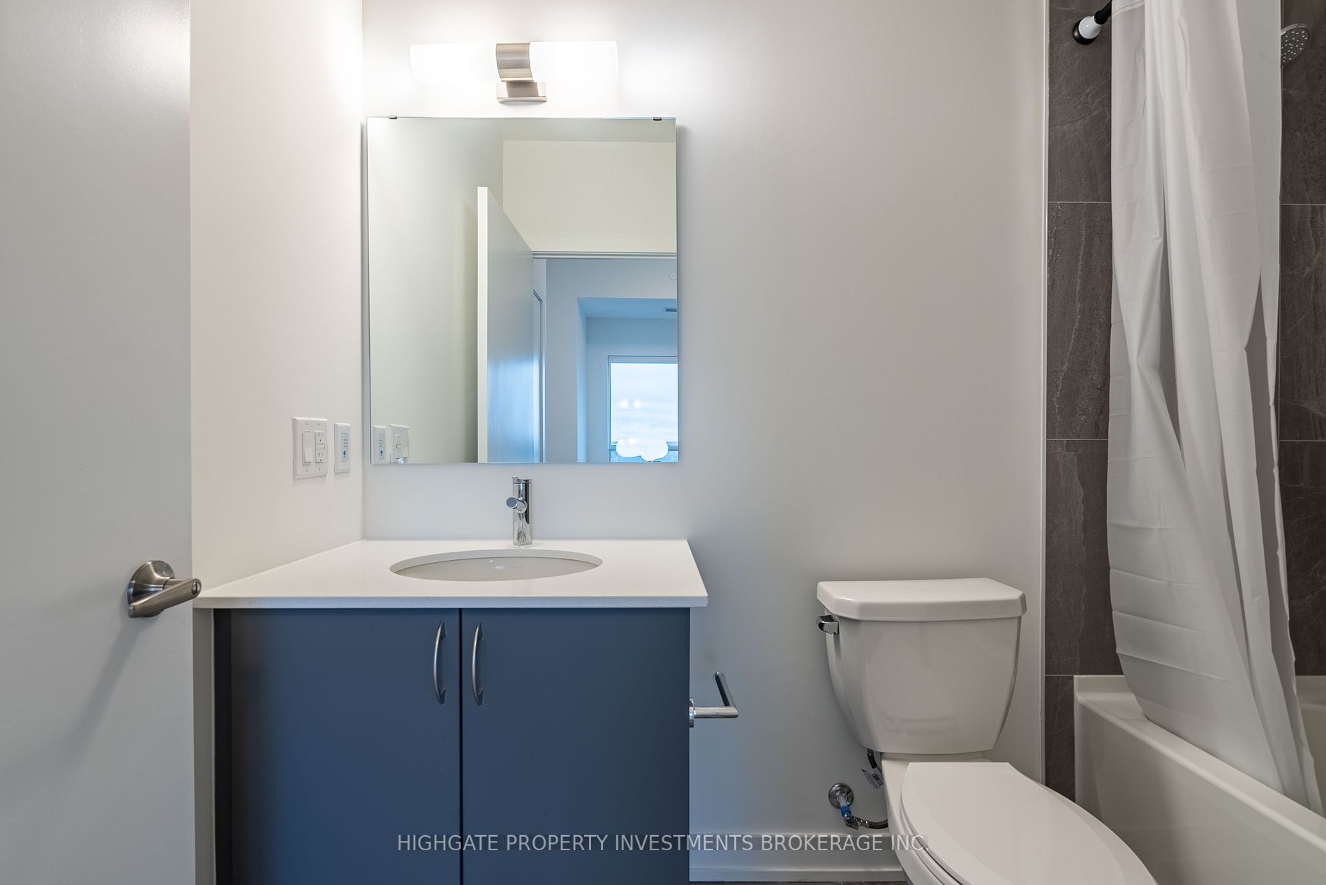 56 Lakeside Terrace, #1109