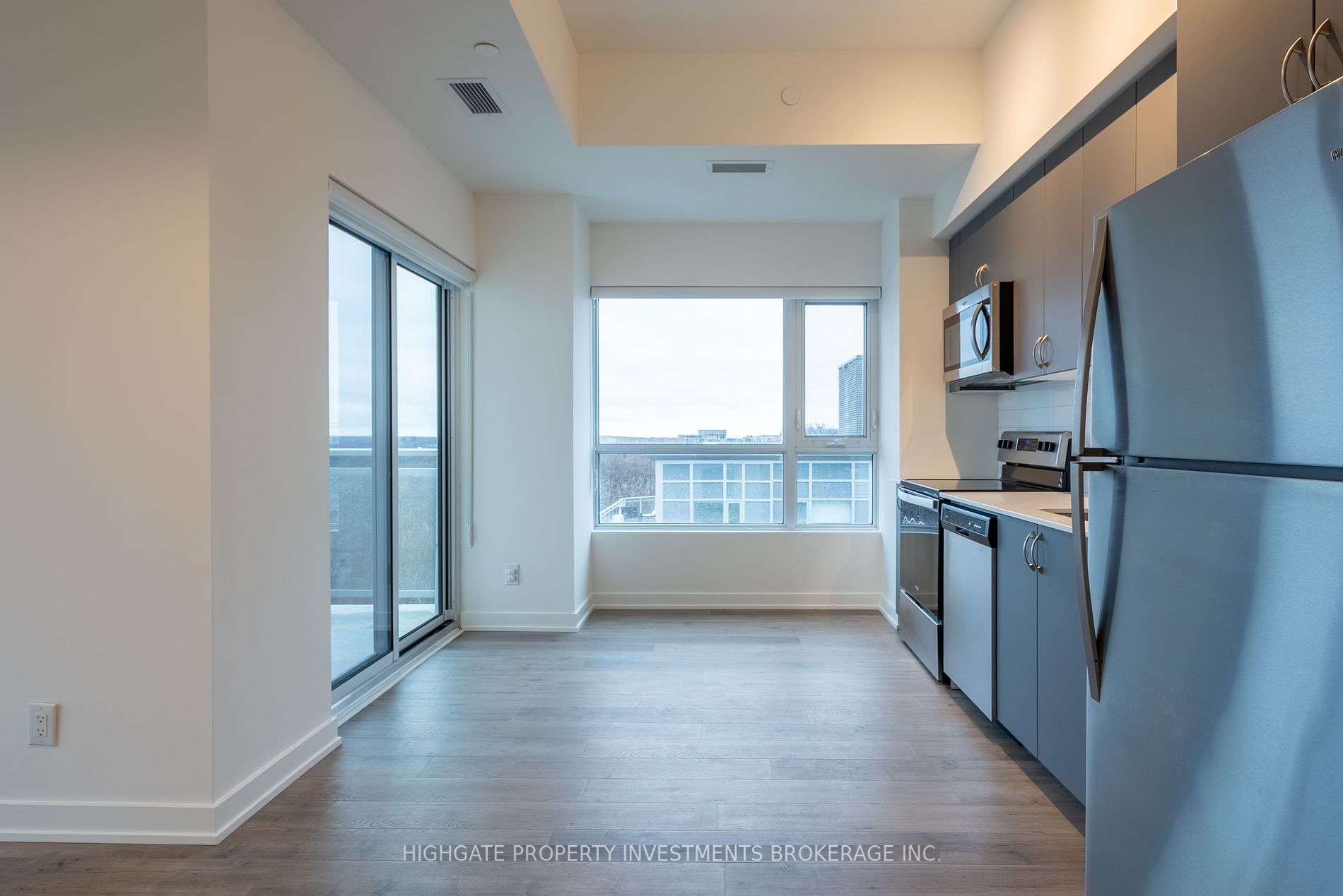 56 Lakeside Terrace, #1109