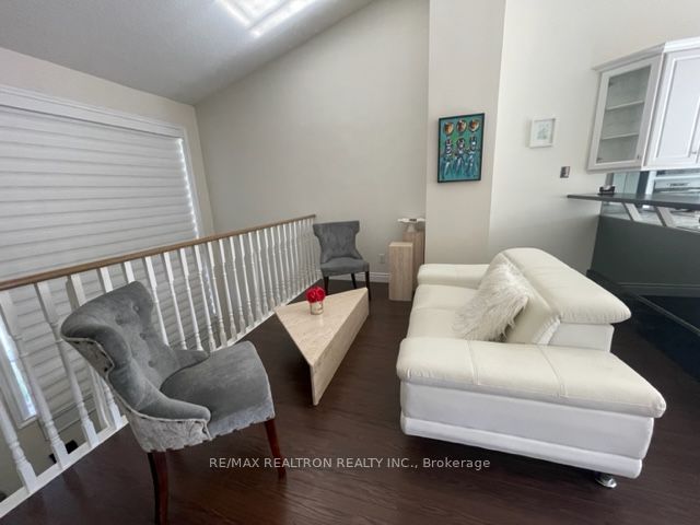 355 Blake St, #4