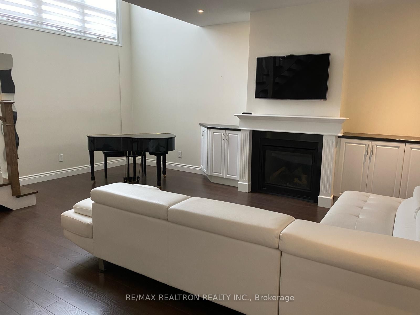 355 Blake St, #4