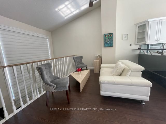355 Blake St, #4