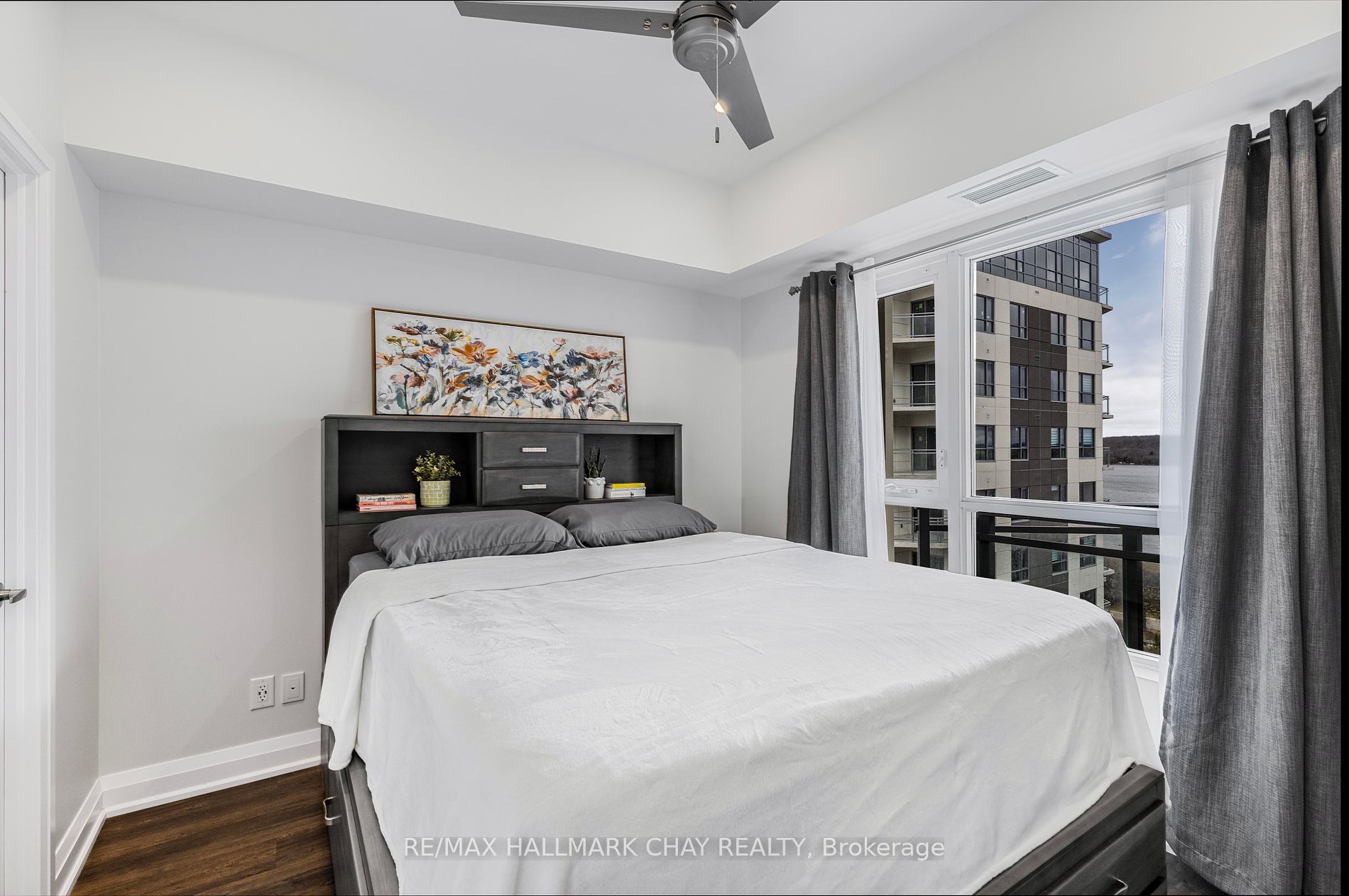 58 Lakeside Terrace, #1018