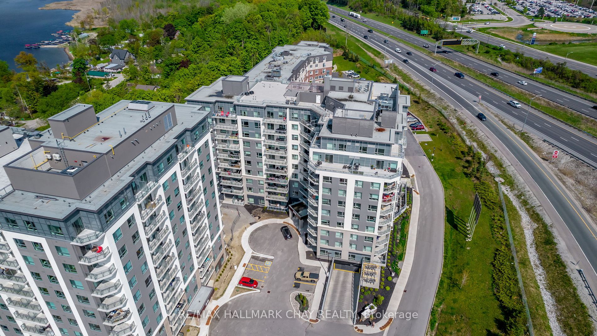 58 Lakeside Terrace, #1018