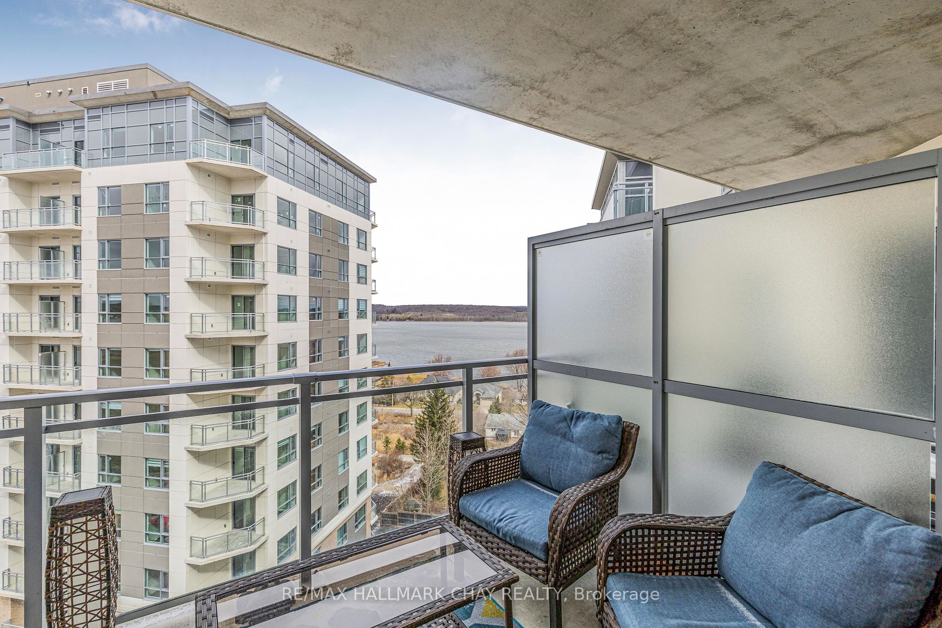 58 Lakeside Terrace, #1018