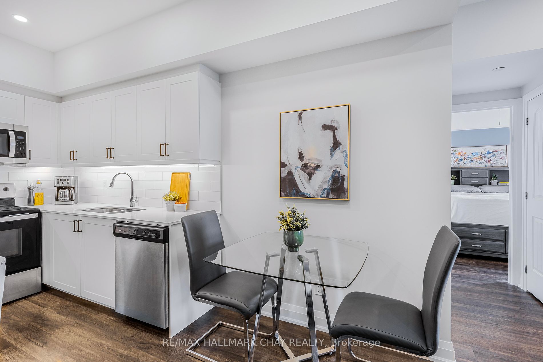 58 Lakeside Terrace, #1018