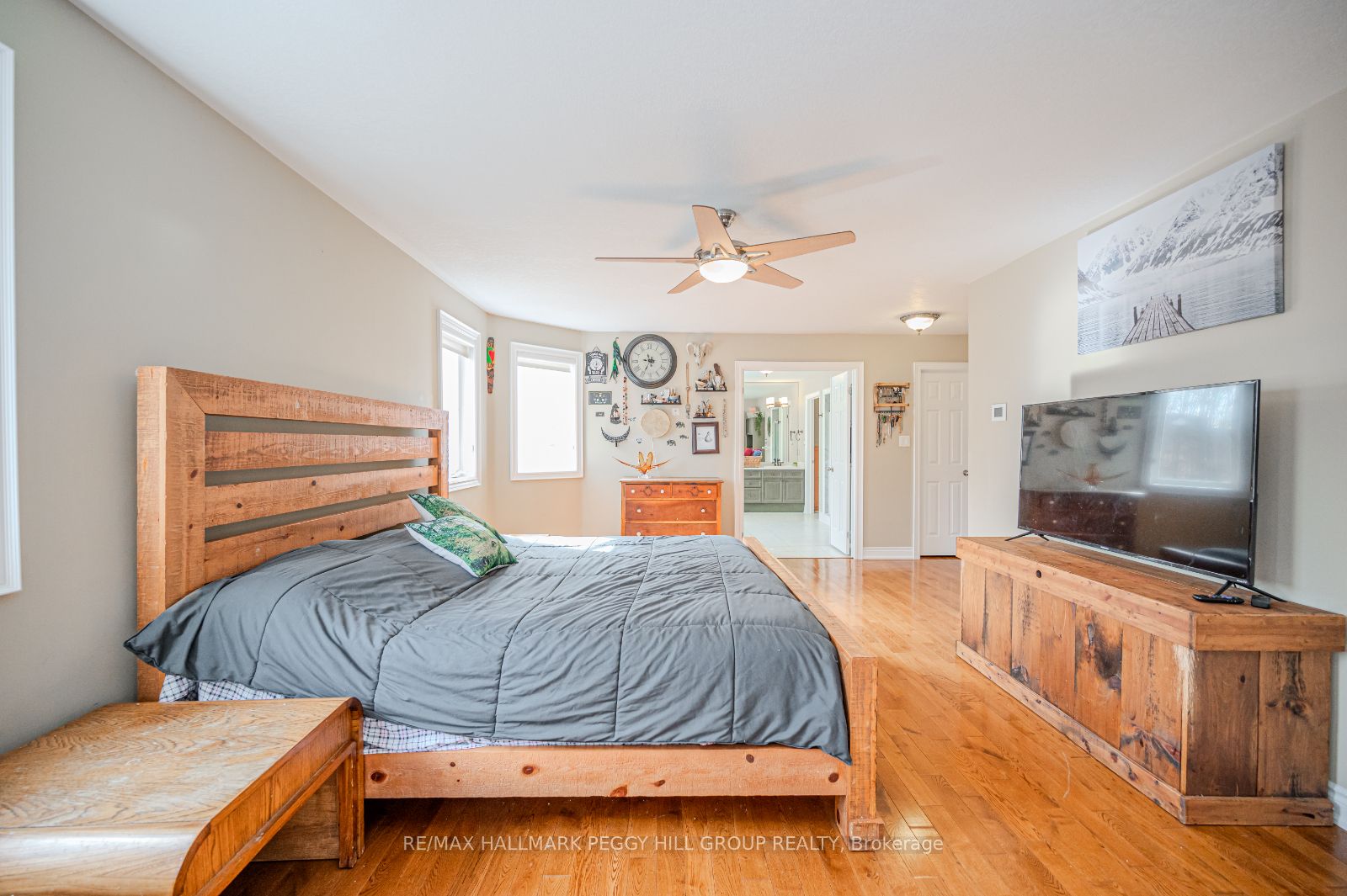 44 Tanglewood Crescent