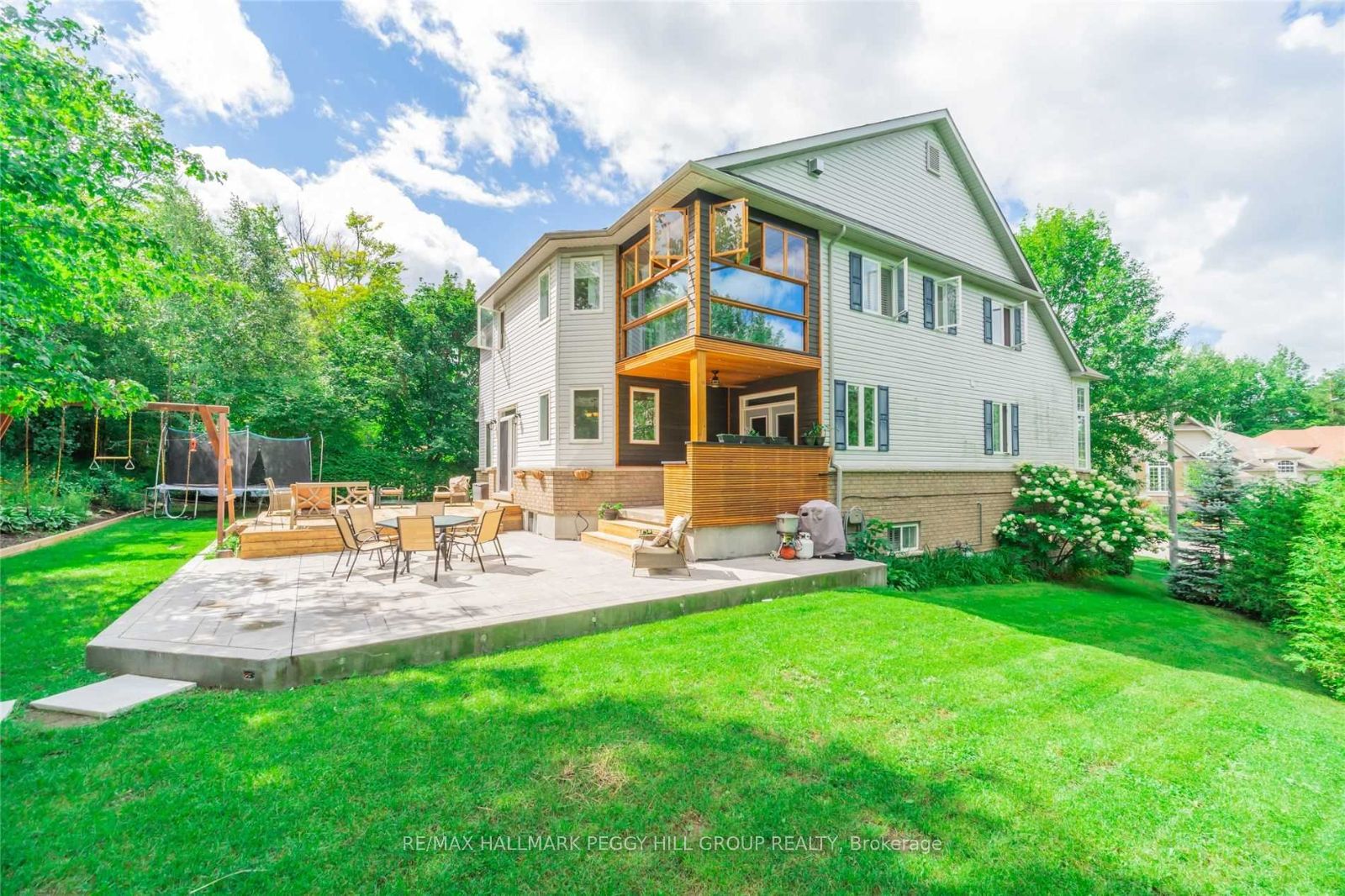 44 Tanglewood Crescent