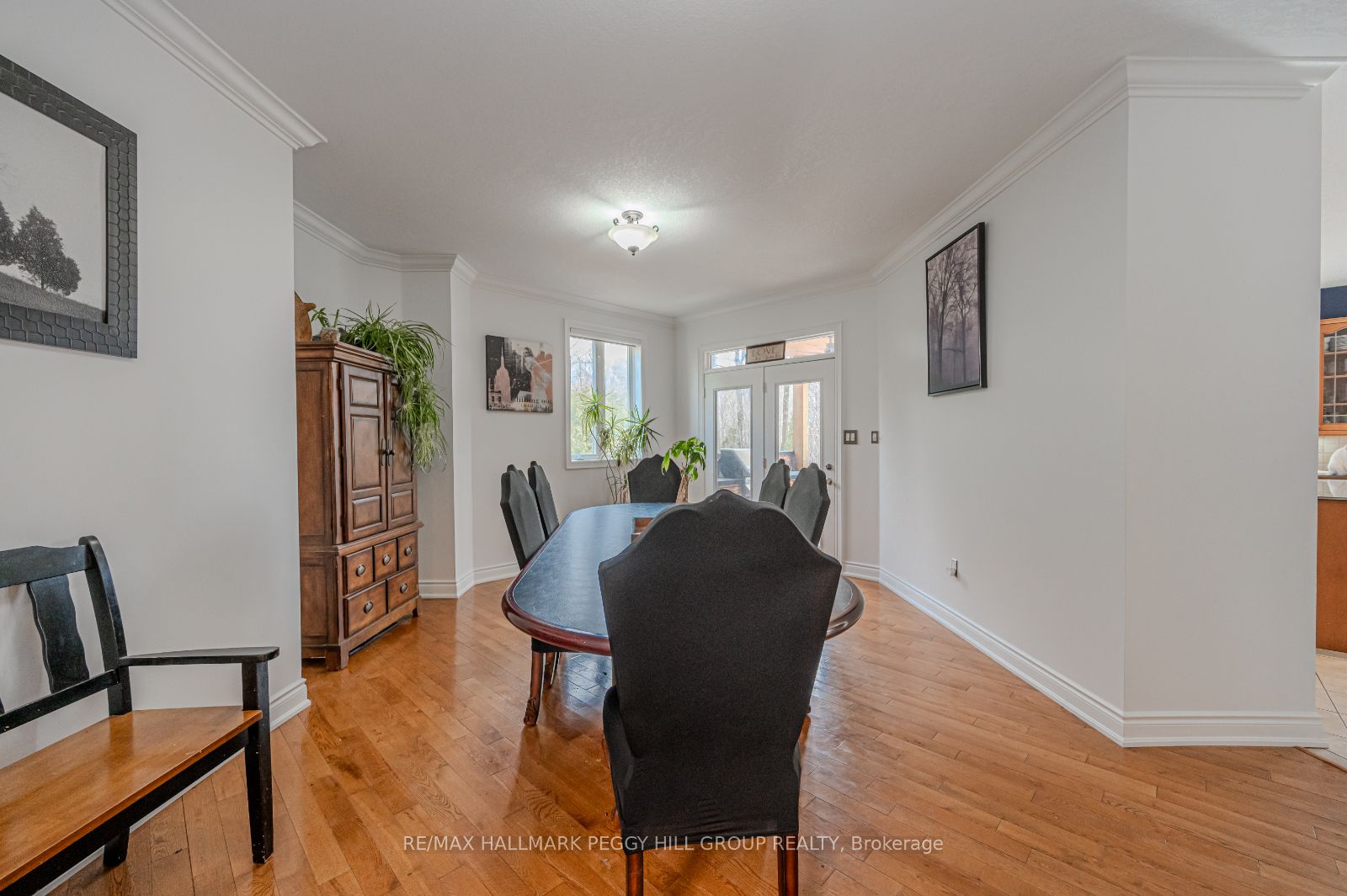 44 Tanglewood Crescent