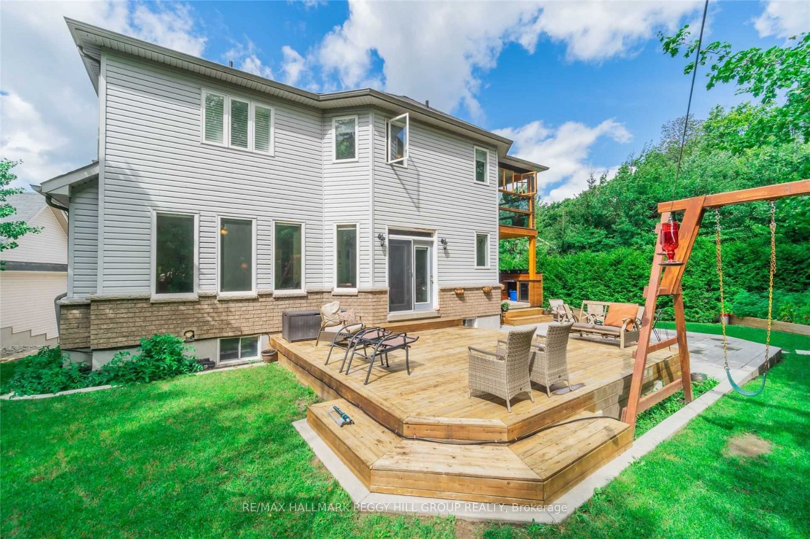 44 Tanglewood Crescent