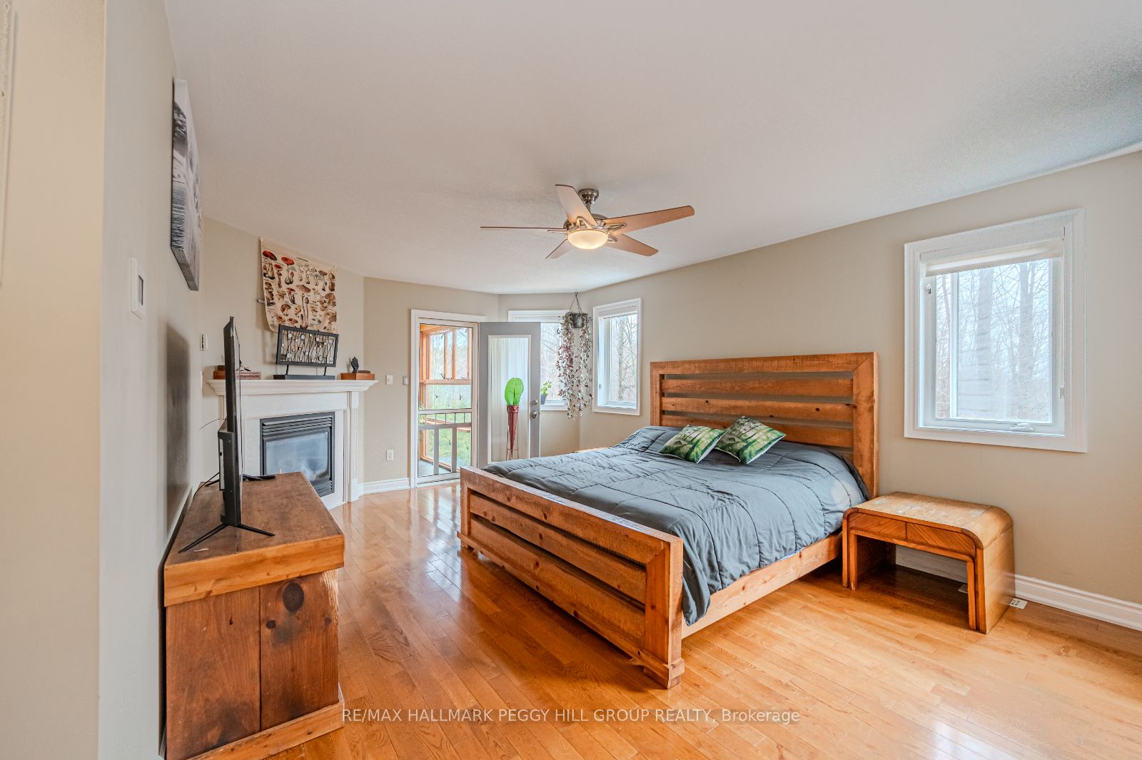 44 Tanglewood Crescent