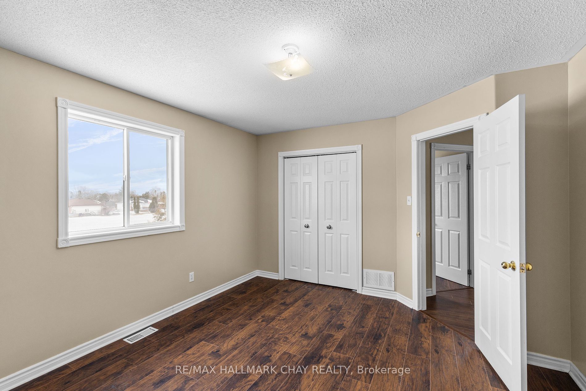28 Ritchie Cres