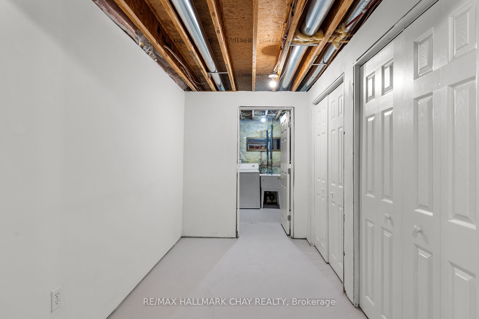 28 Ritchie Cres