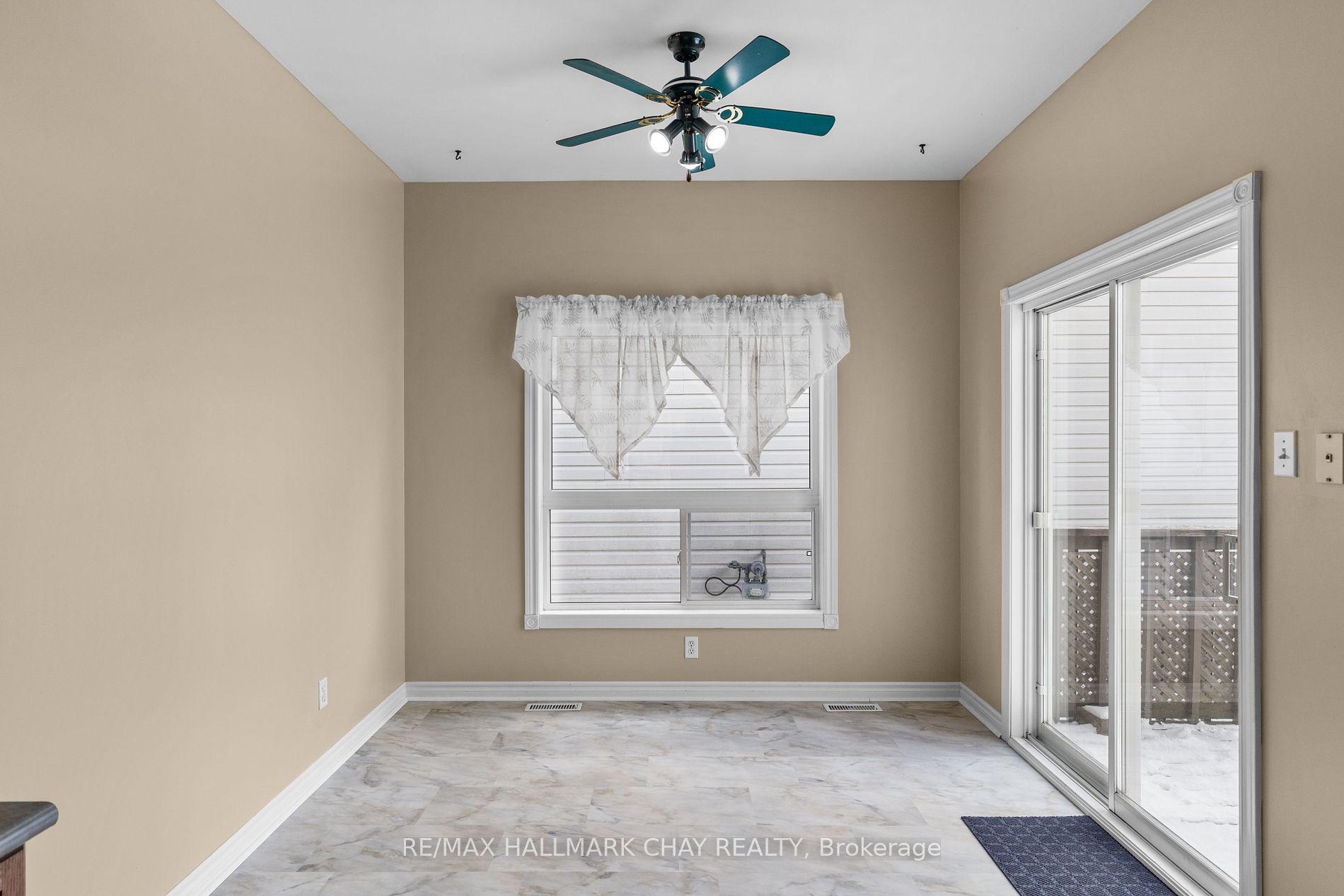 28 Ritchie Cres