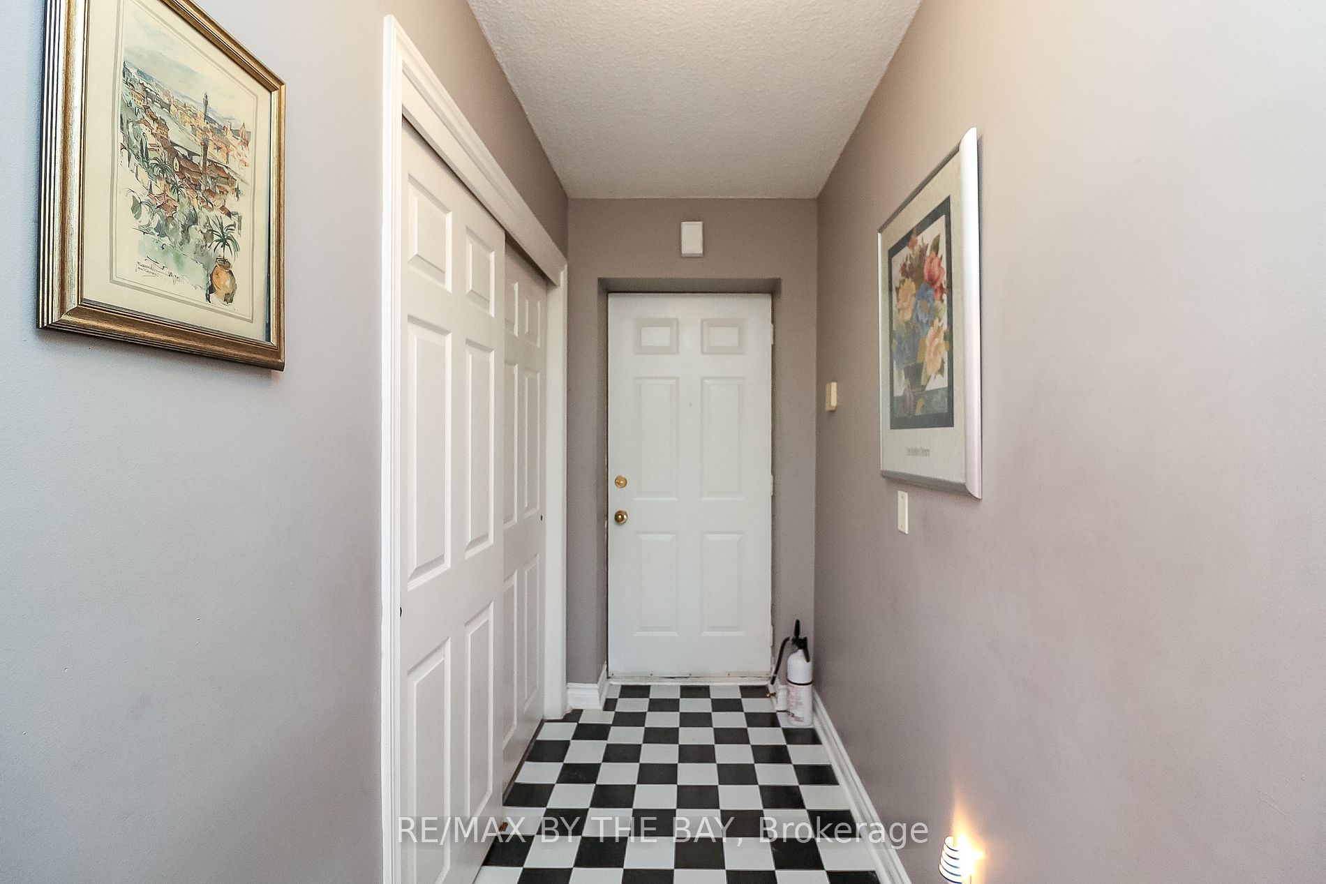 10 Mulligan Lane, #3