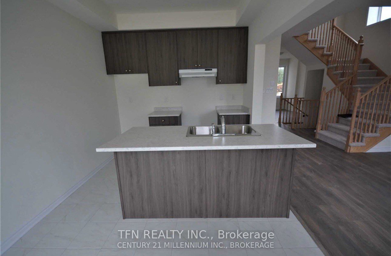23 Shapira Avenue