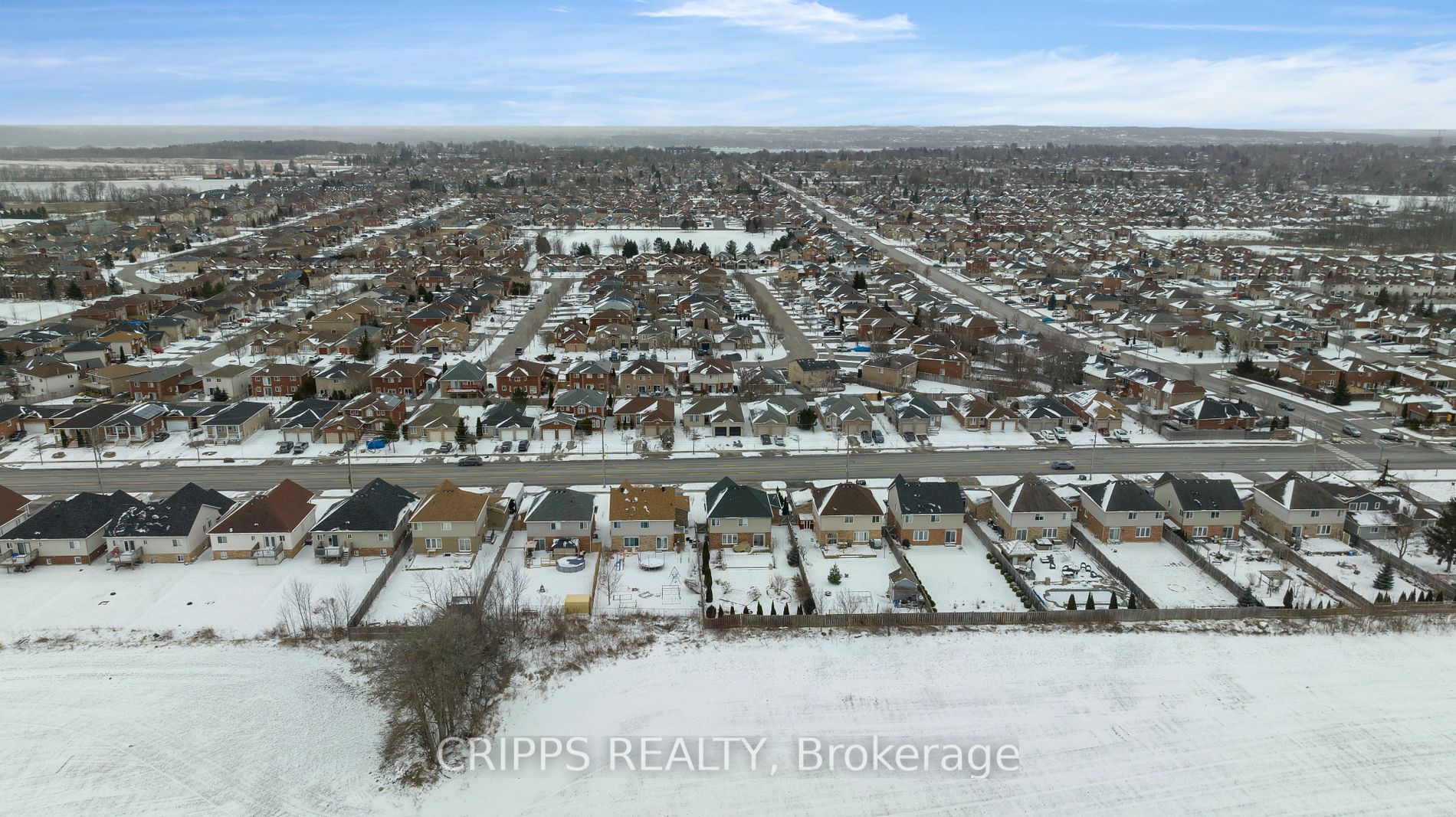 369 Georgian Dr