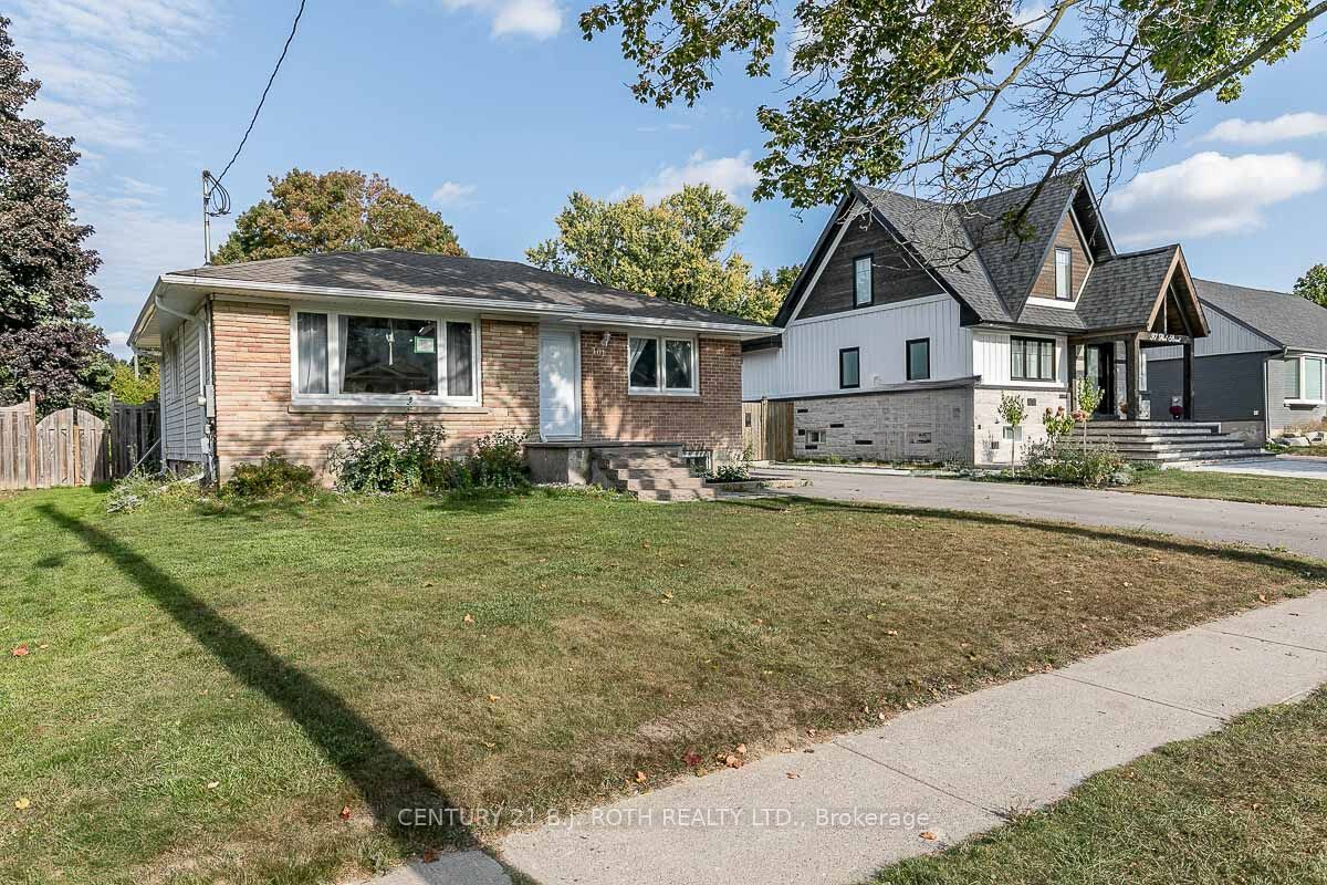 101 Peel St