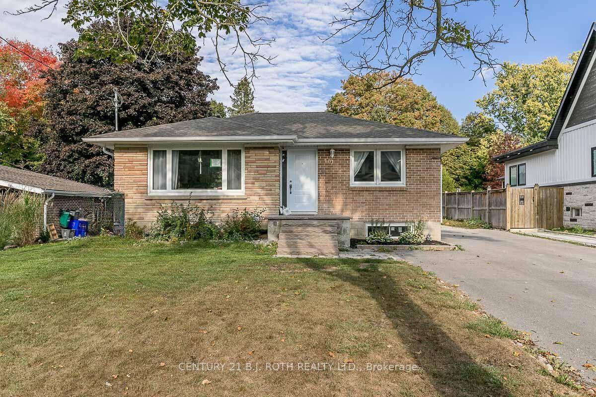 101 Peel St