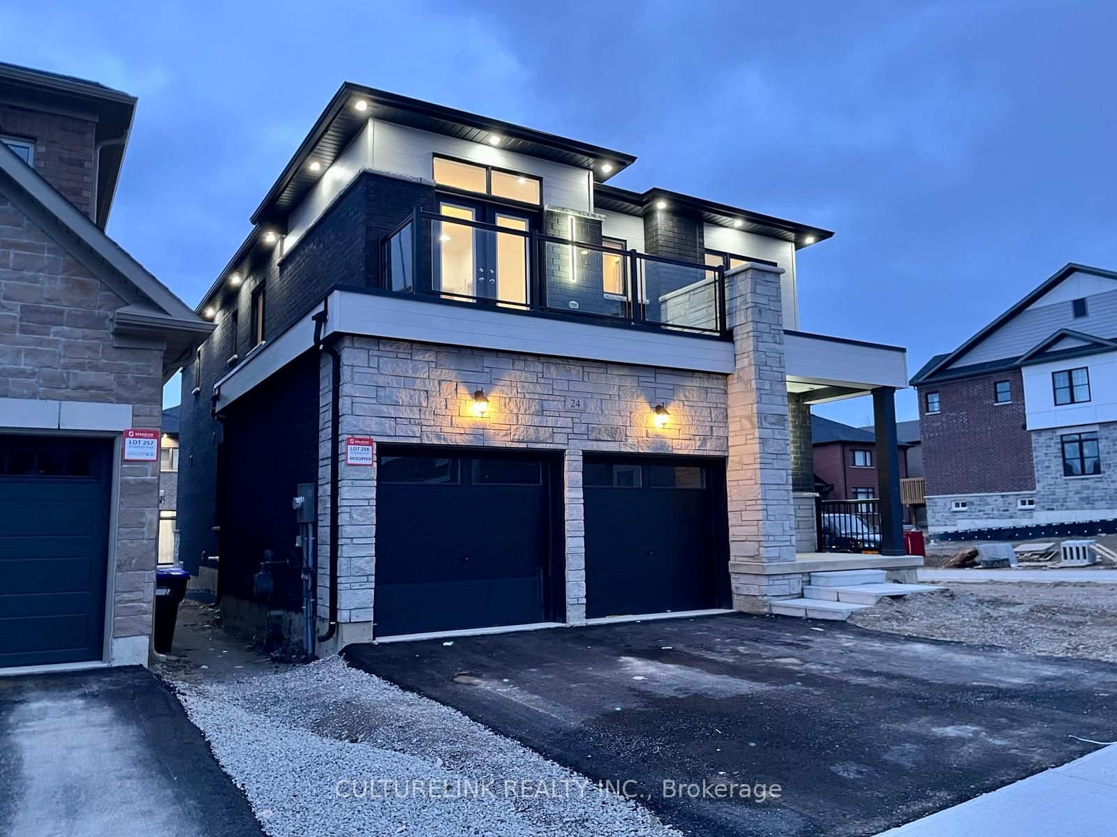 24 Daffodil Road