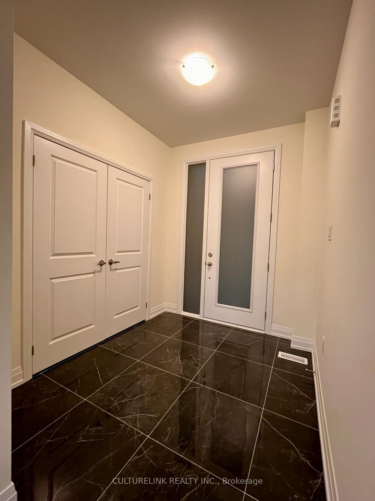 24 Daffodil Road