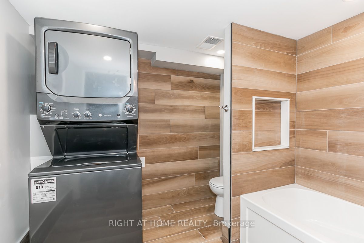 75 Mckenzie St, #Lower