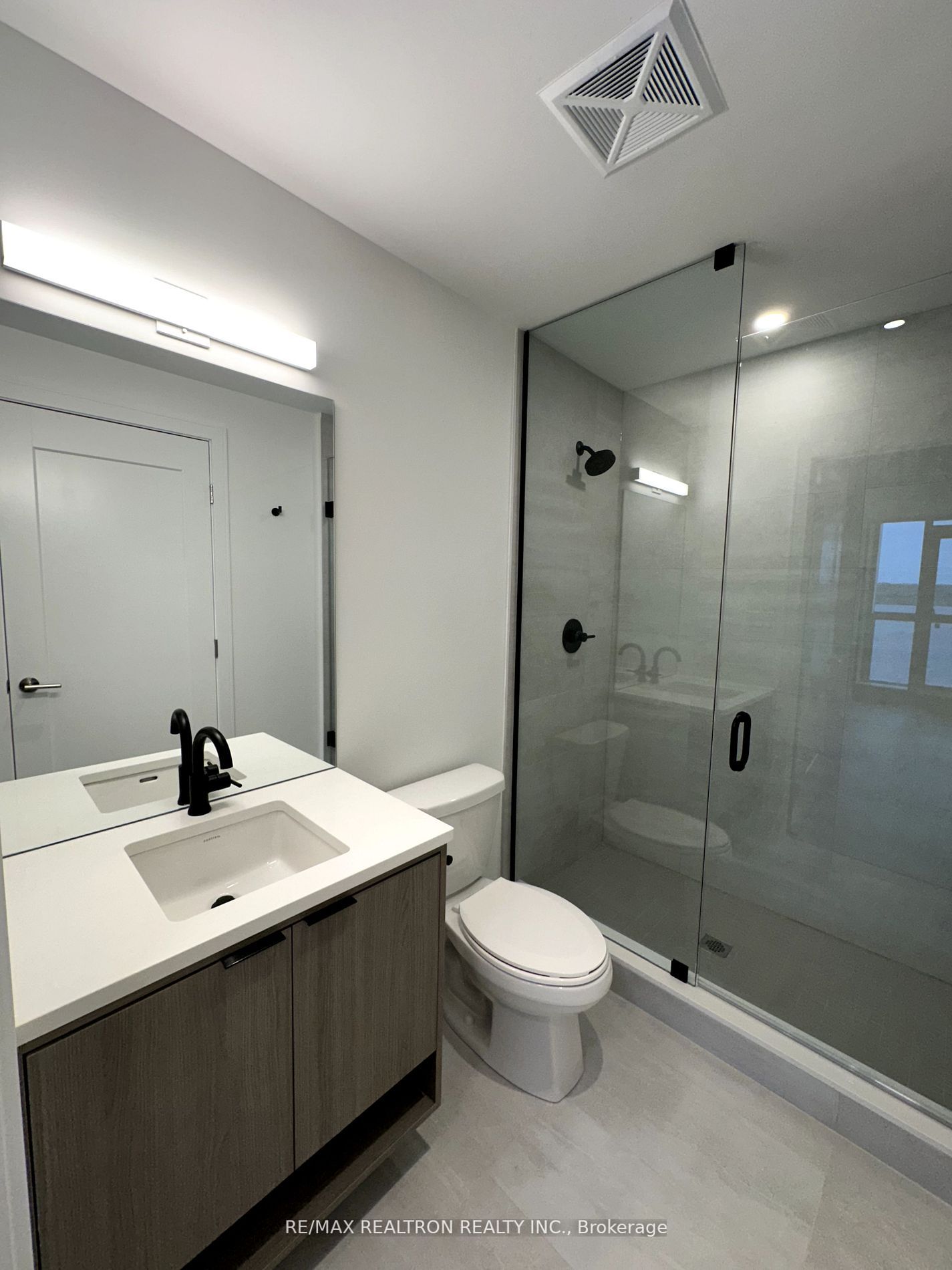 185 Dunlop Street E #708