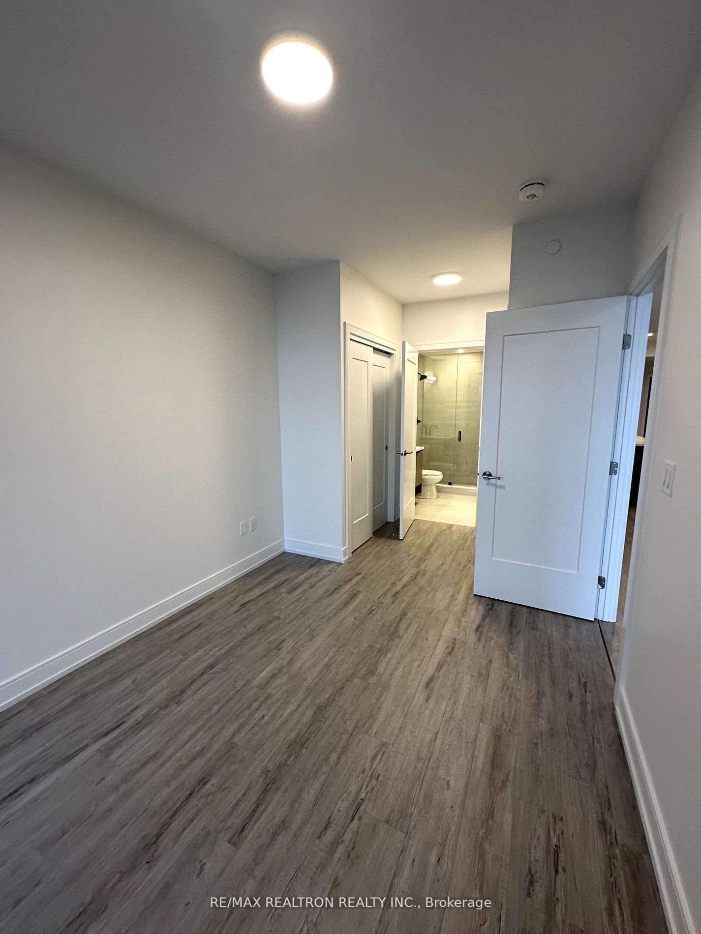 185 Dunlop Street E #708