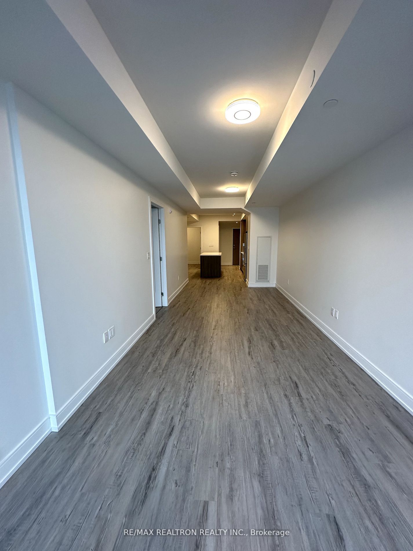 185 Dunlop Street E #708