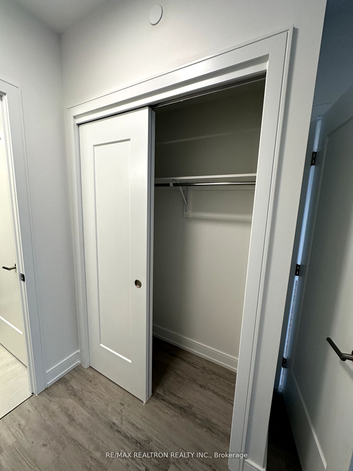 185 Dunlop Street E #708