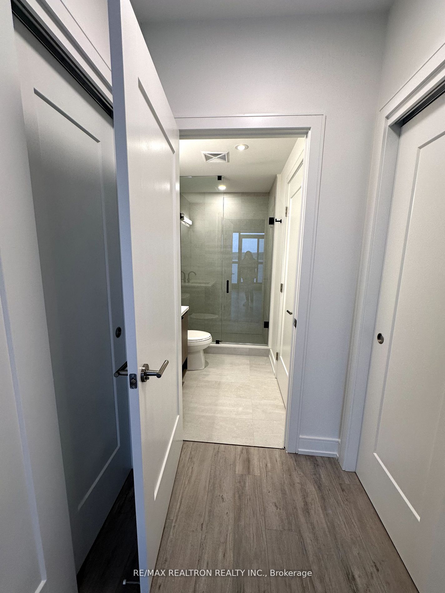 185 Dunlop Street E #708