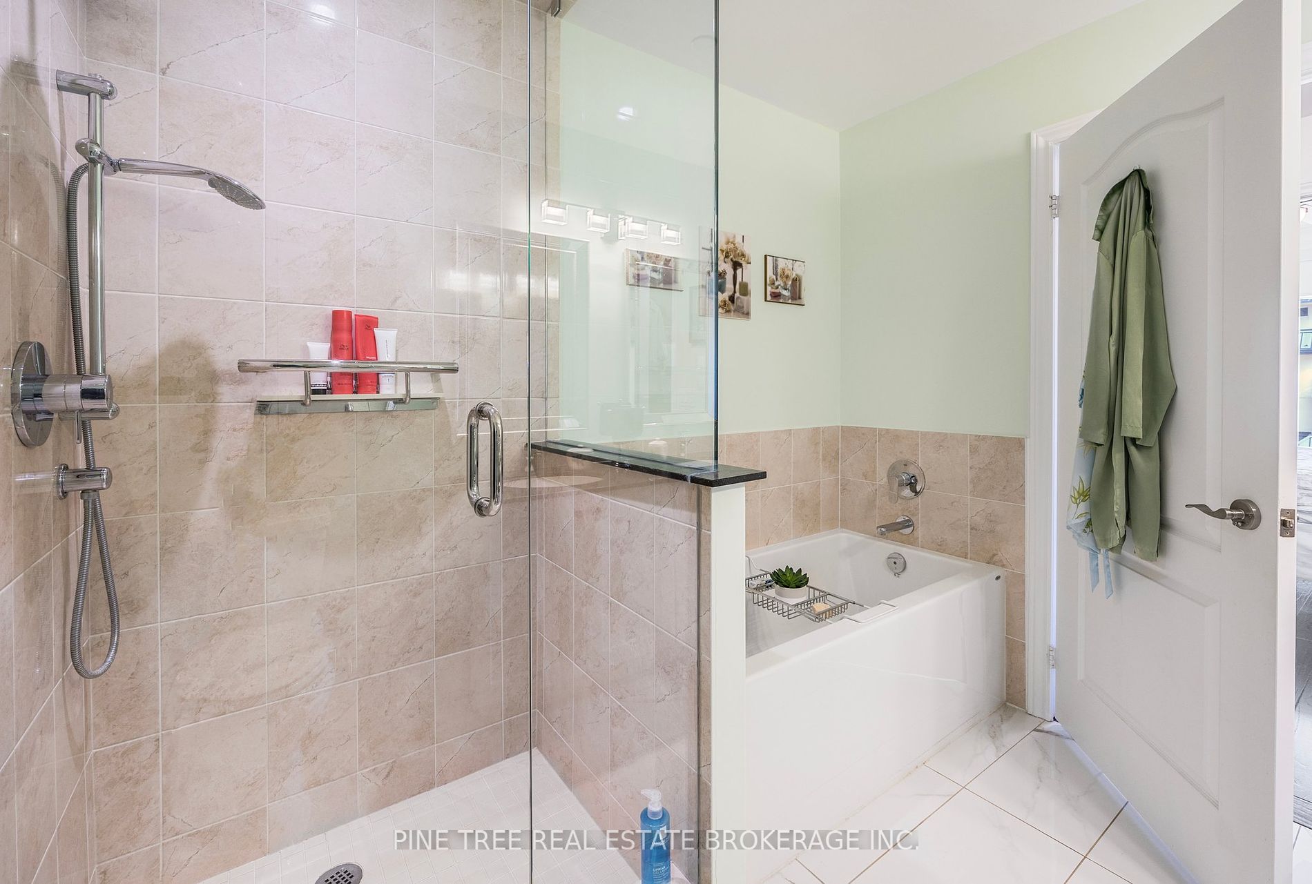 90 Orchard Point Rd, #605