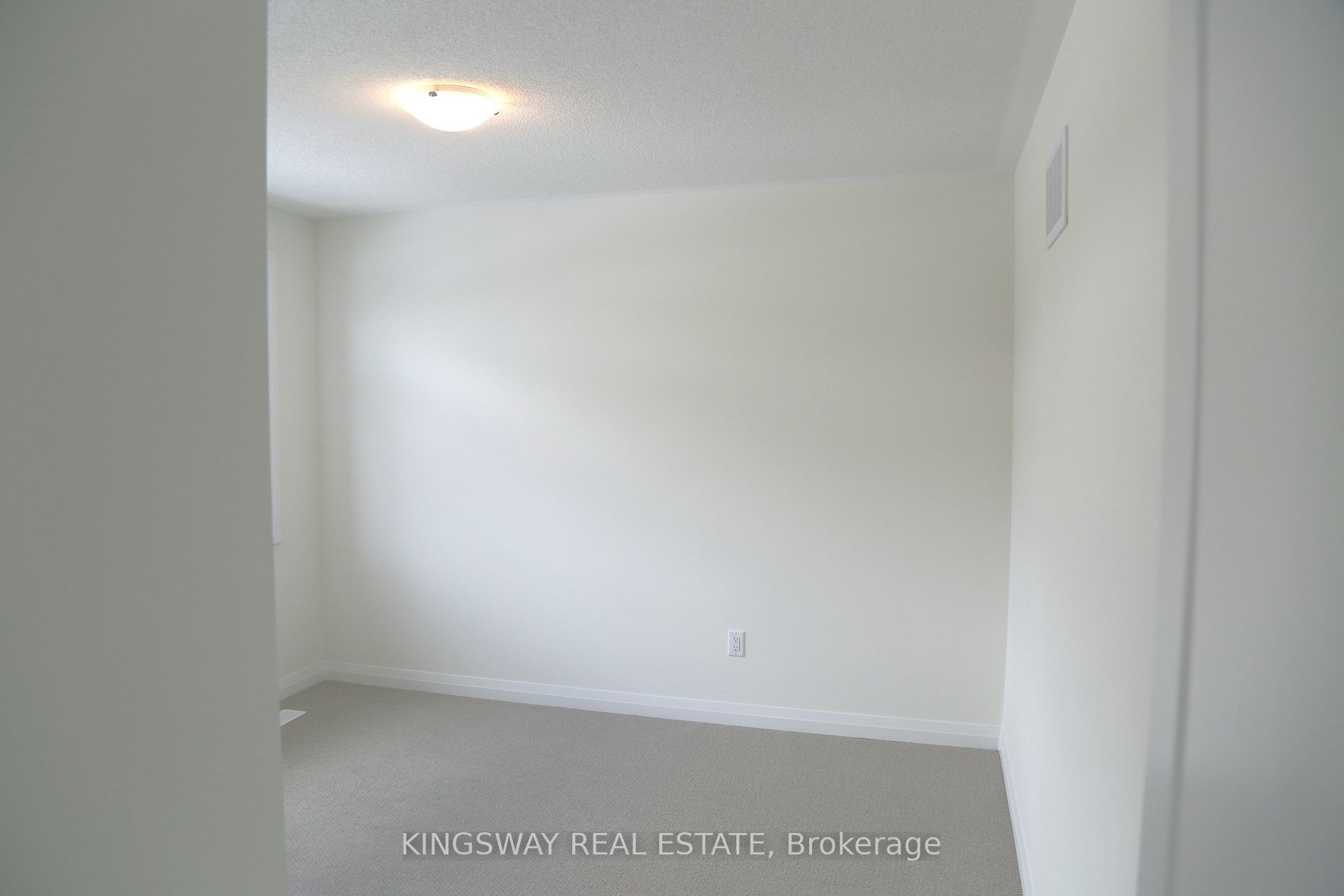 204 Rosanne Circle