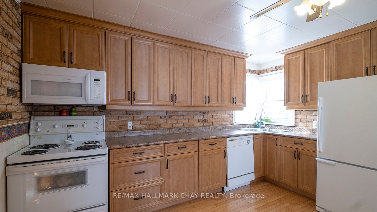 190 Concession Rd 8 E