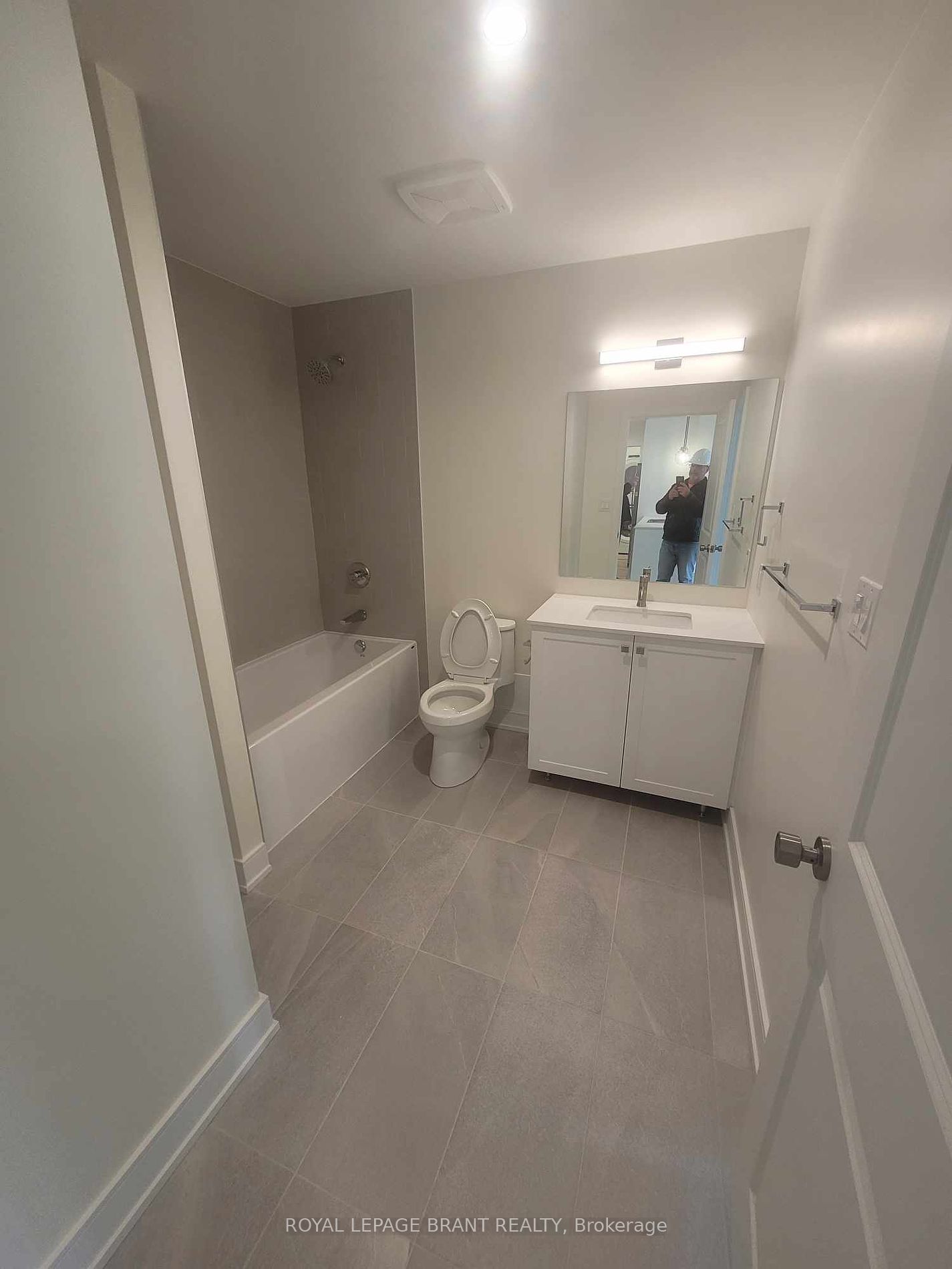 121 Mary Street #316