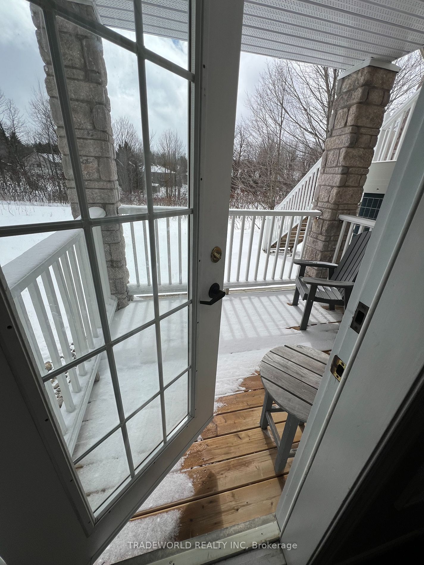 90 Highland Drive, #2076-77