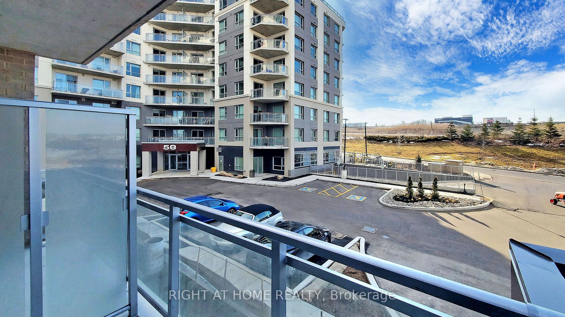 56 Lakeside Terrace, #212