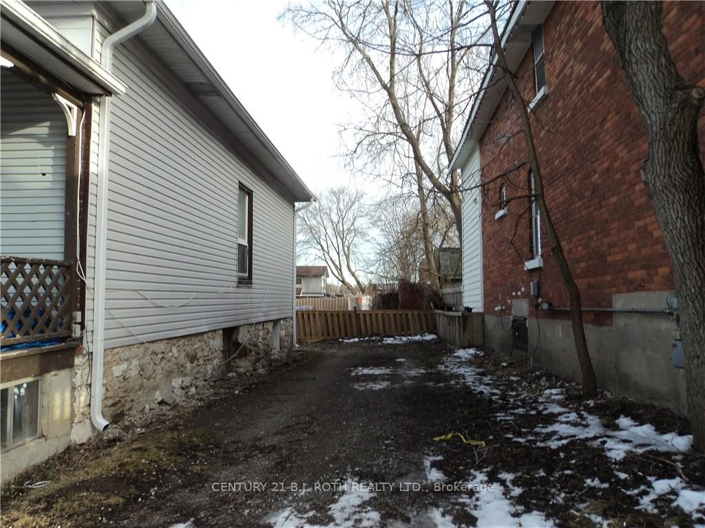 95 Elgin Street, #3