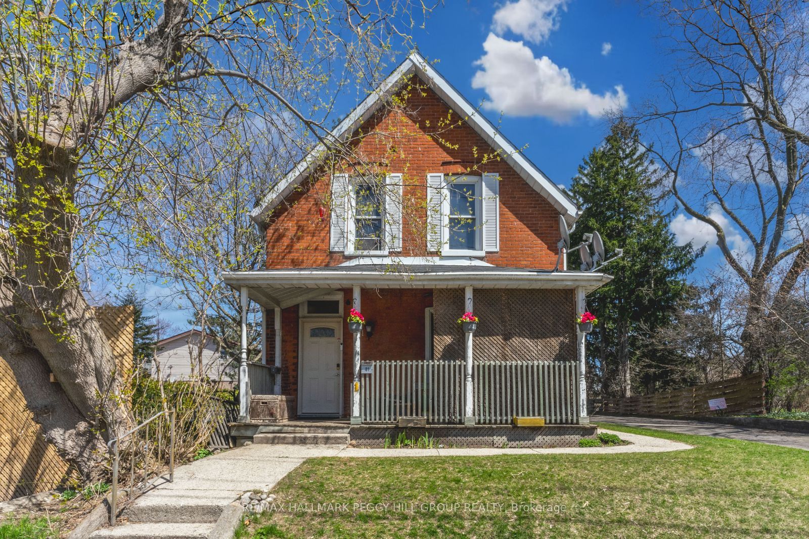 81 Innisfil Street