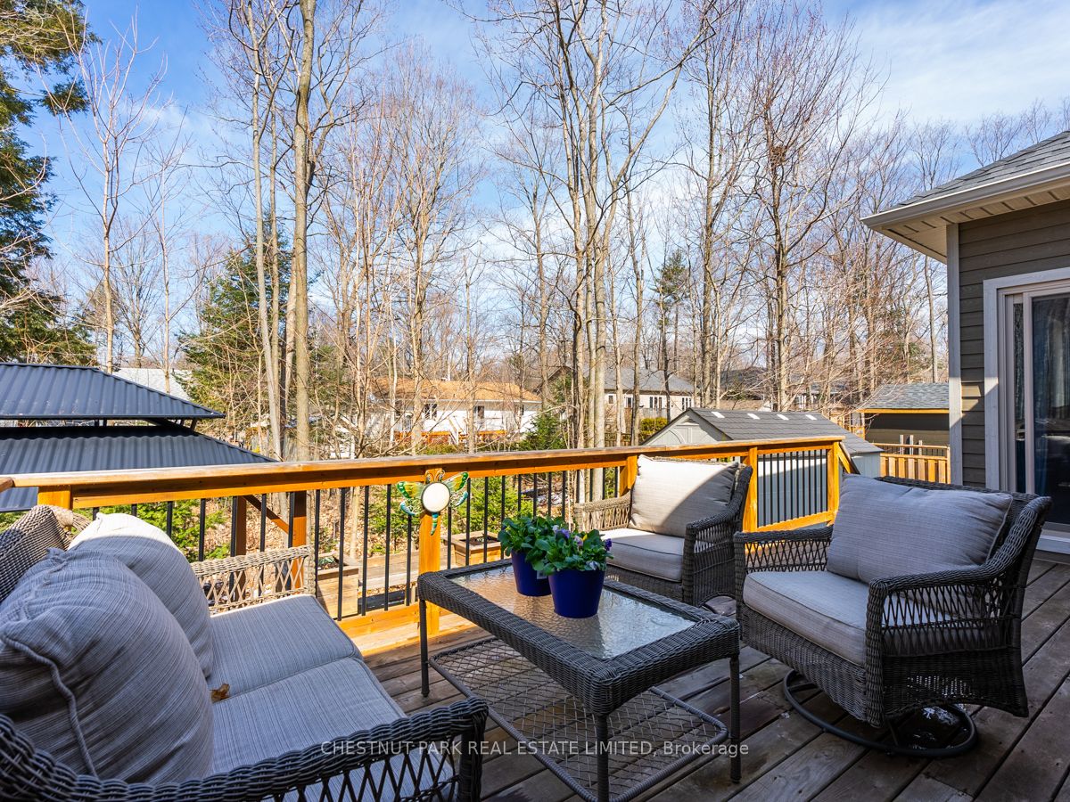 32 Pinecone Avenue
