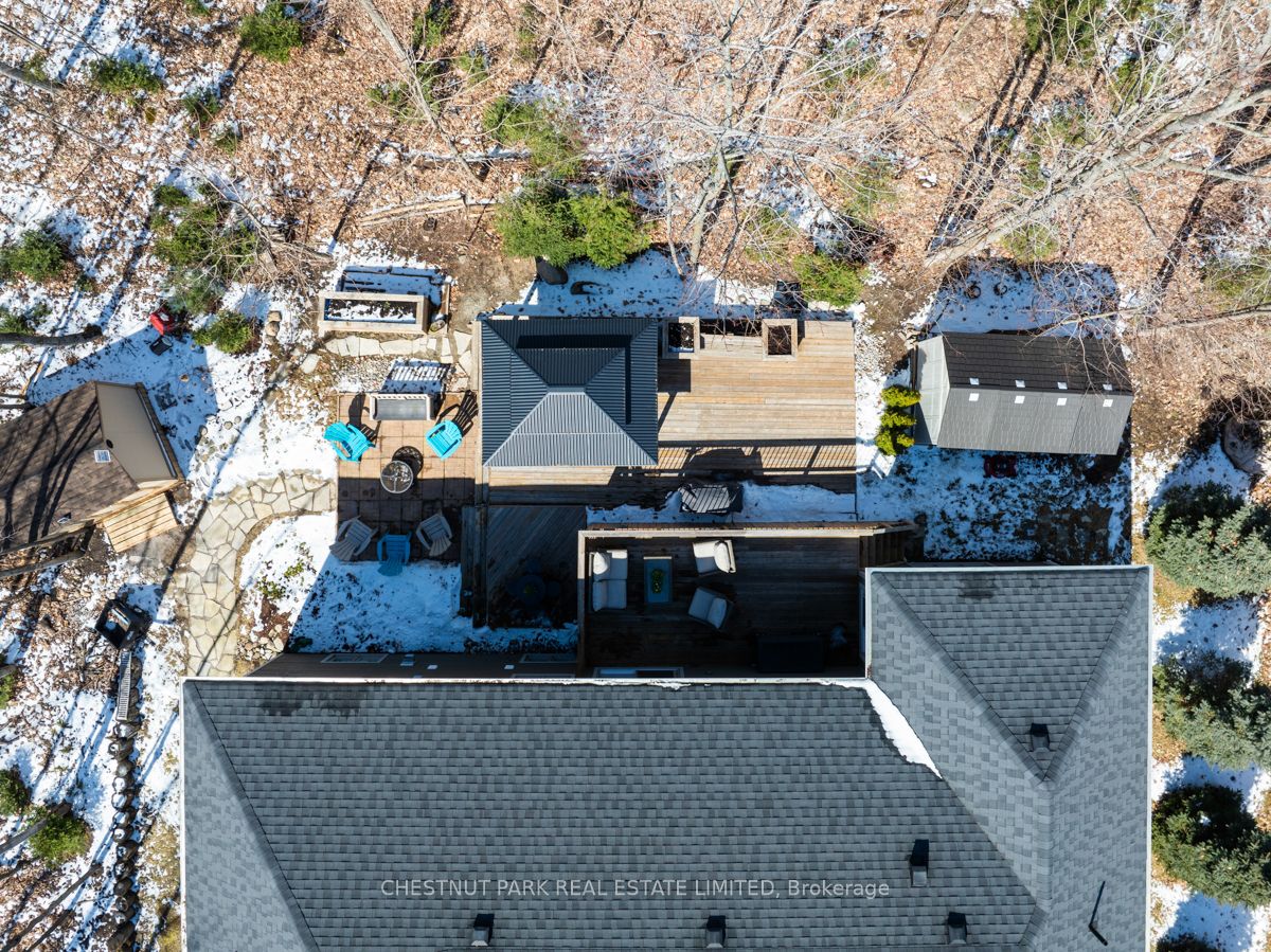32 Pinecone Avenue
