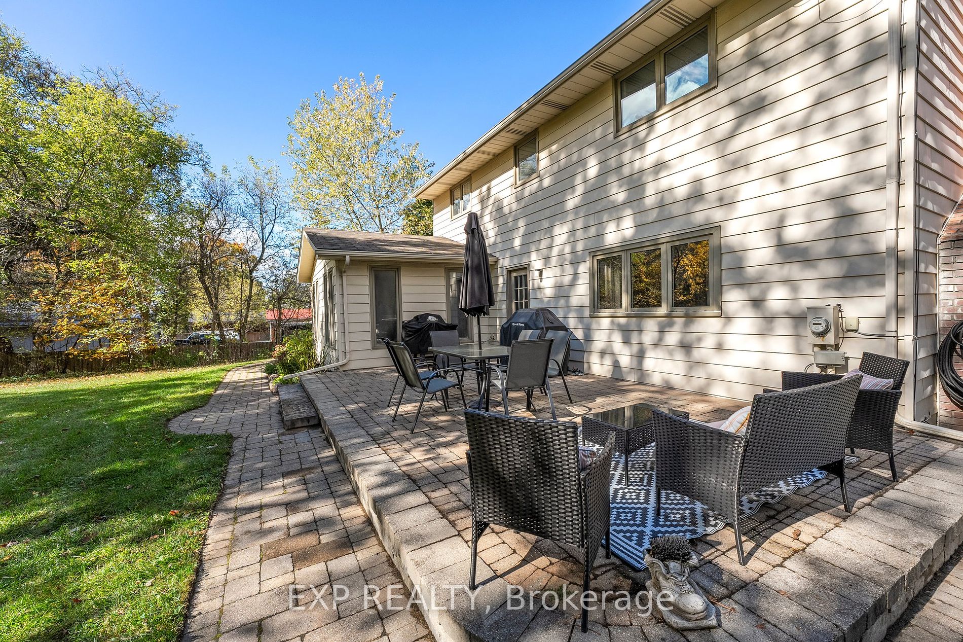 1215 Highway 26