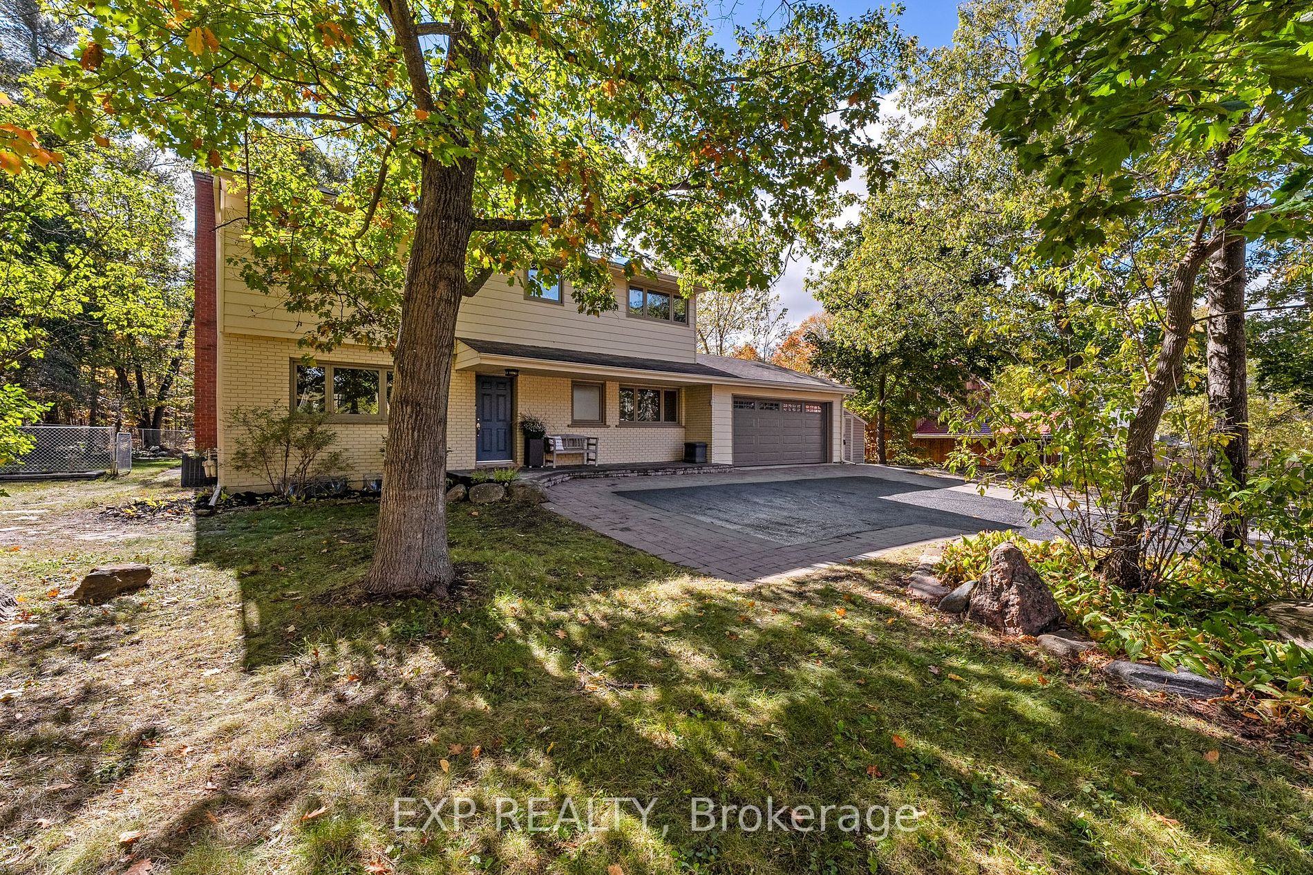 1215 Highway 26