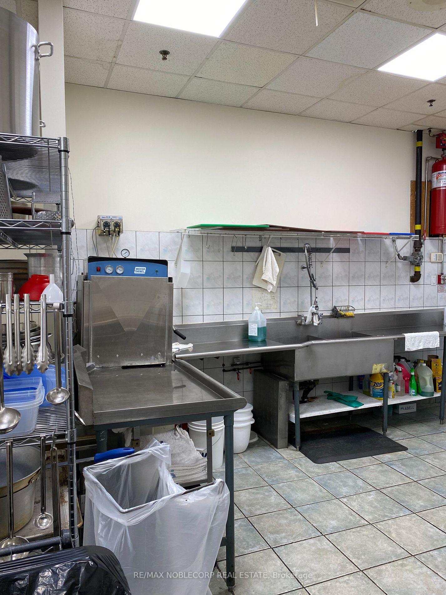 131 Saunders Rd, #1