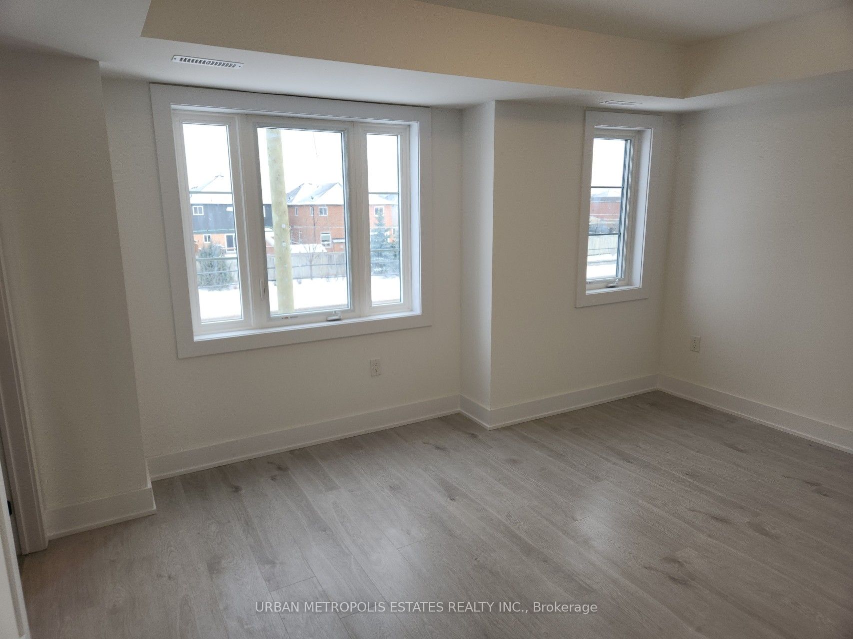 53 Pumpkin Corner Crescent, #Unit #4