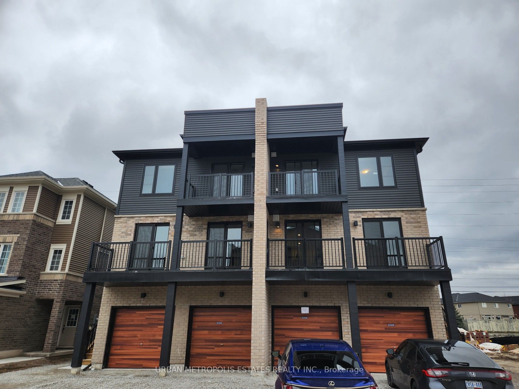 53 Pumpkin Corner Crescent, #Unit #4